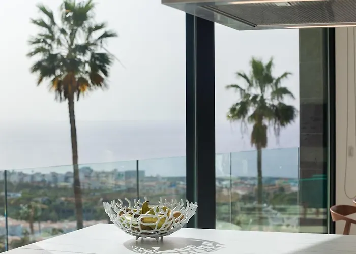 Lux D With Heated Pool, Ocean View 빌라 아데제