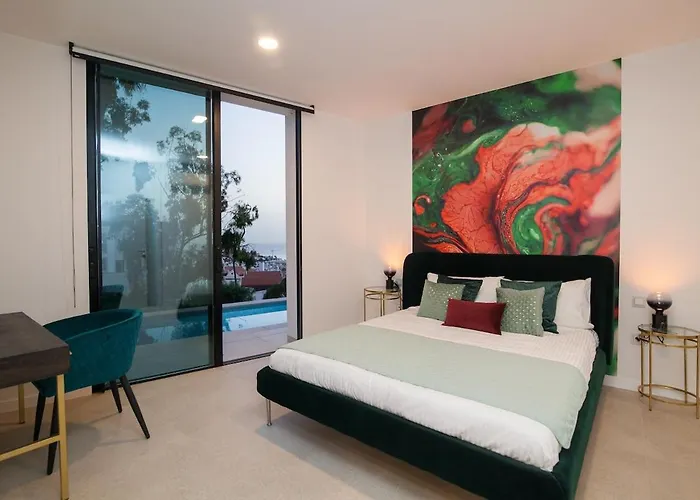 Lux D With Heated Pool, Ocean View *