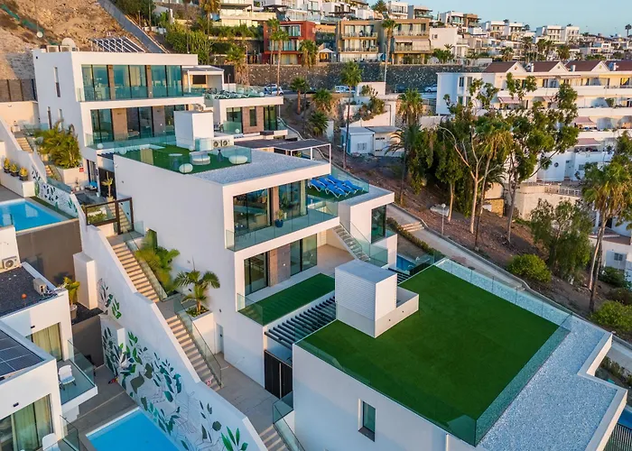 Lux D With Heated Pool, Ocean View